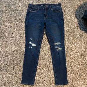 Distressed Skinny Jean